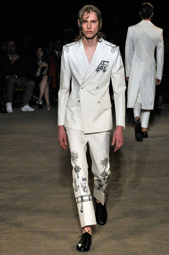 AlexanderMcQueen-verao2016-londonmen-2