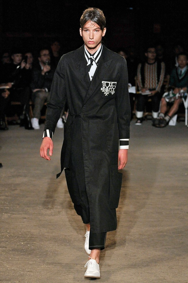 AlexanderMcQueen-verao2016-londonmen-21