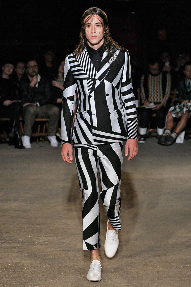 AlexanderMcQueen-verao2016-londonmen-24