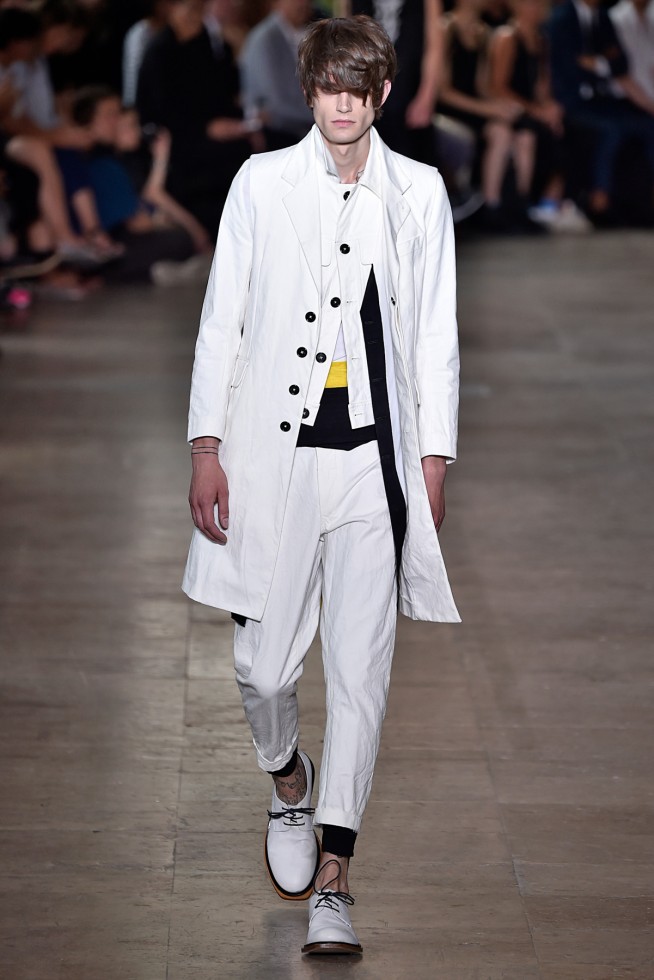 Ann Demeulemeester-verao2016-ParisMen-10
