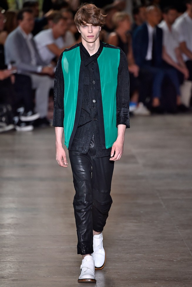 Ann Demeulemeester-verao2016-ParisMen-14