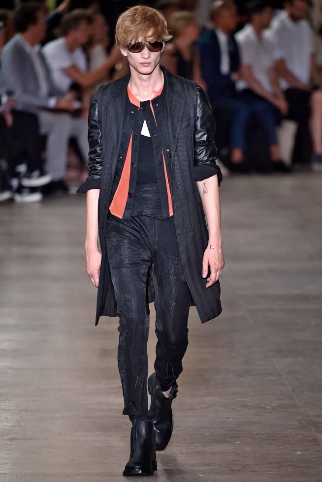 Ann Demeulemeester-verao2016-ParisMen-18