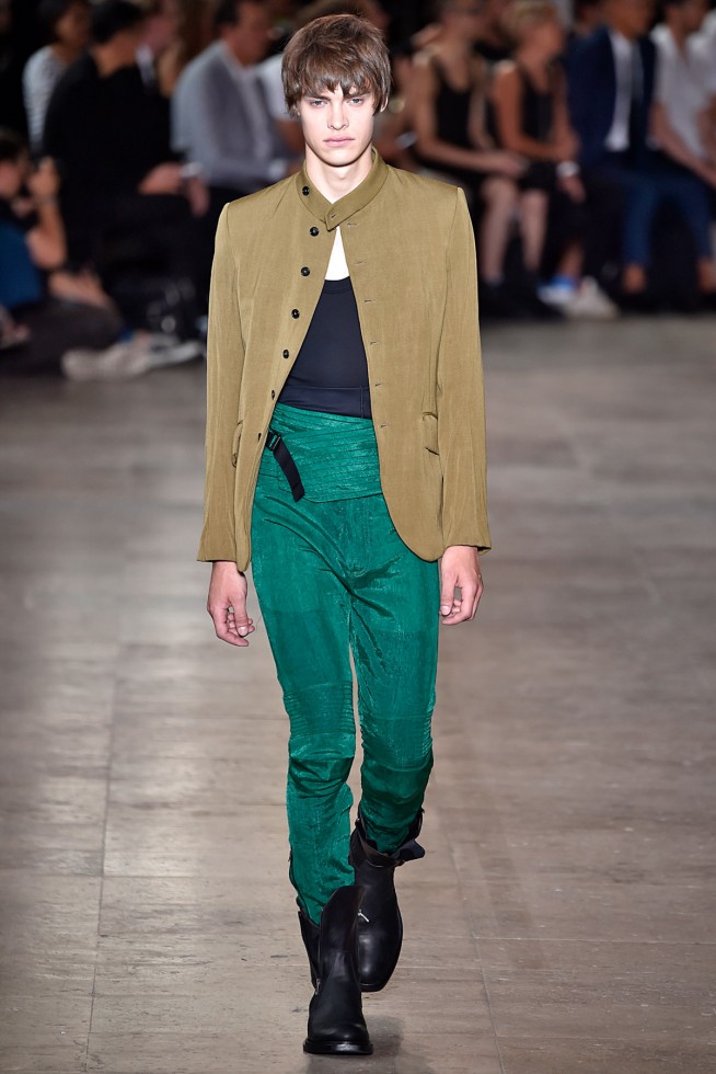 Ann Demeulemeester-verao2016-ParisMen-22