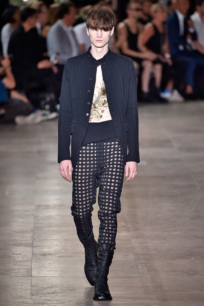 Ann Demeulemeester-verao2016-ParisMen-28