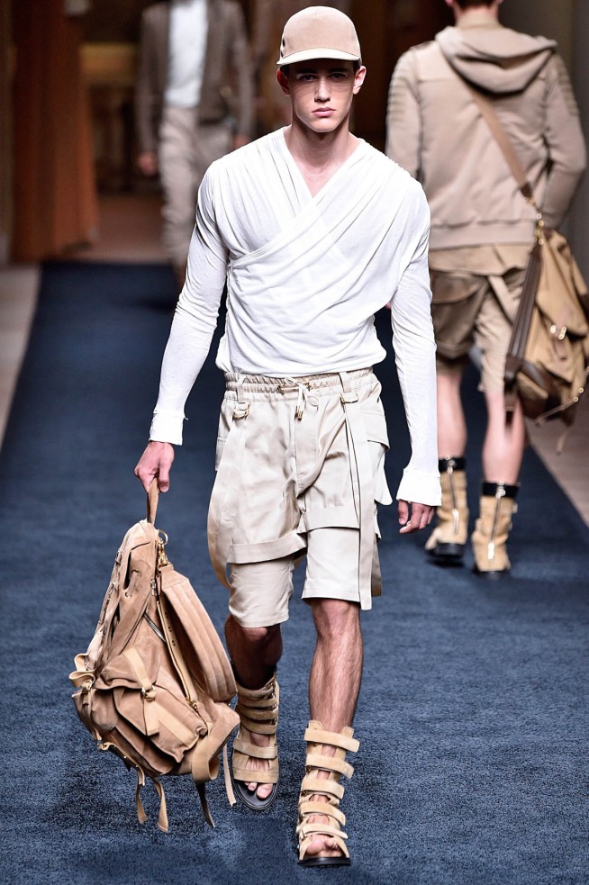 Balmain-verao2016-ParisMen-13