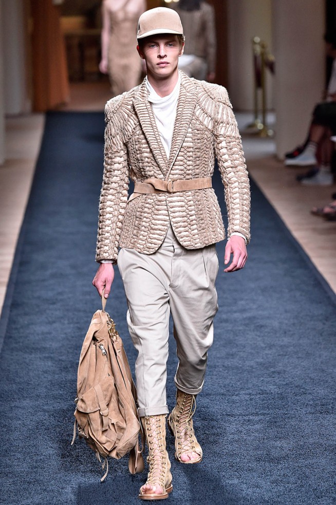 Balmain-verao2016-ParisMen-16