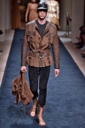 Balmain-verao2016-ParisMen-36