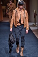 Balmain-verao2016-ParisMen-42