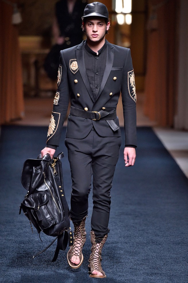 Balmain-verao2016-ParisMen-48