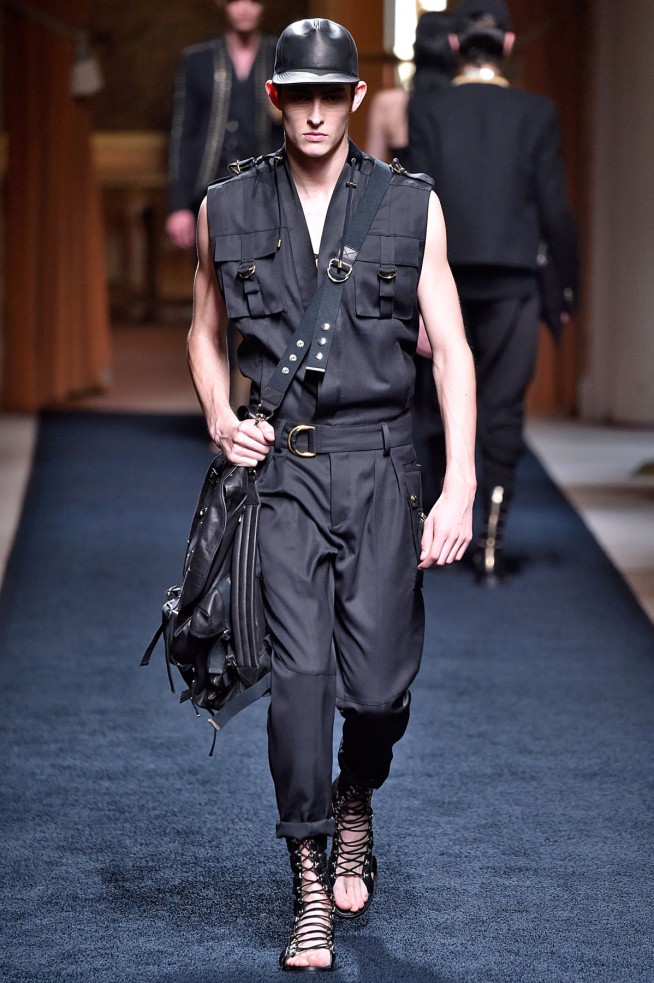 Balmain-verao2016-ParisMen-49