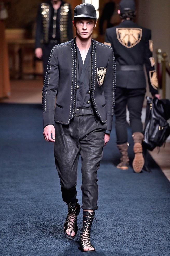 Balmain-verao2016-ParisMen-50