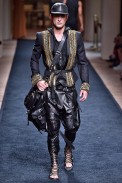 Balmain-verao2016-ParisMen-55