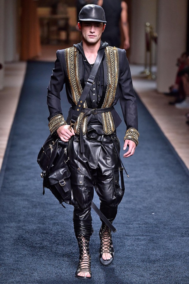 Balmain-verao2016-ParisMen-55