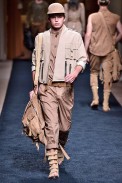 Balmain-verao2016-ParisMen-7