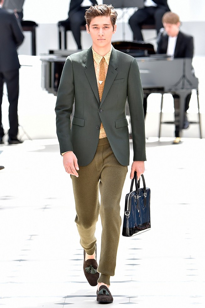 BurberryProrsum-verao2016-londonmen-15