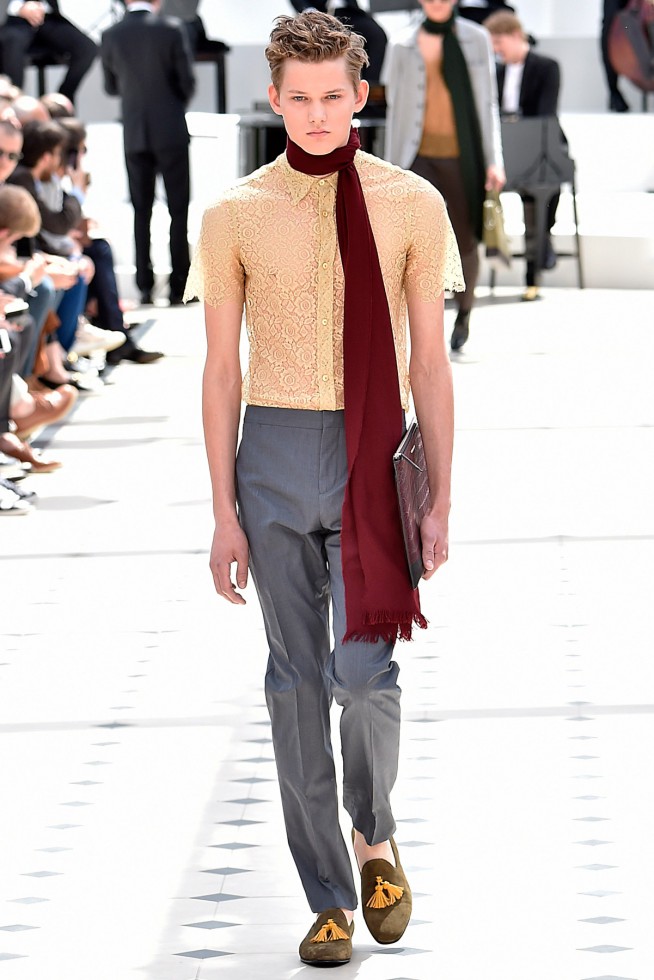 BurberryProrsum-verao2016-londonmen-31