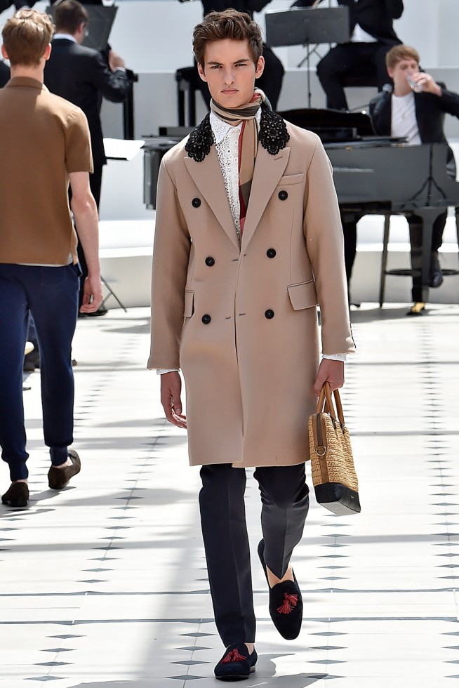 BurberryProrsum-verao2016-londonmen-36