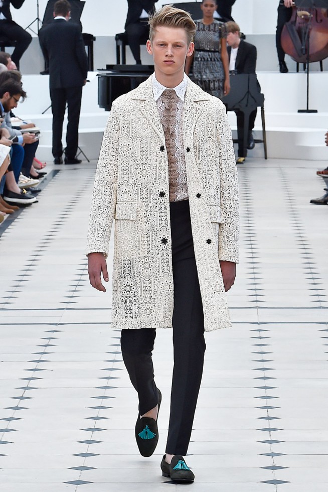 BurberryProrsum-verao2016-londonmen-51