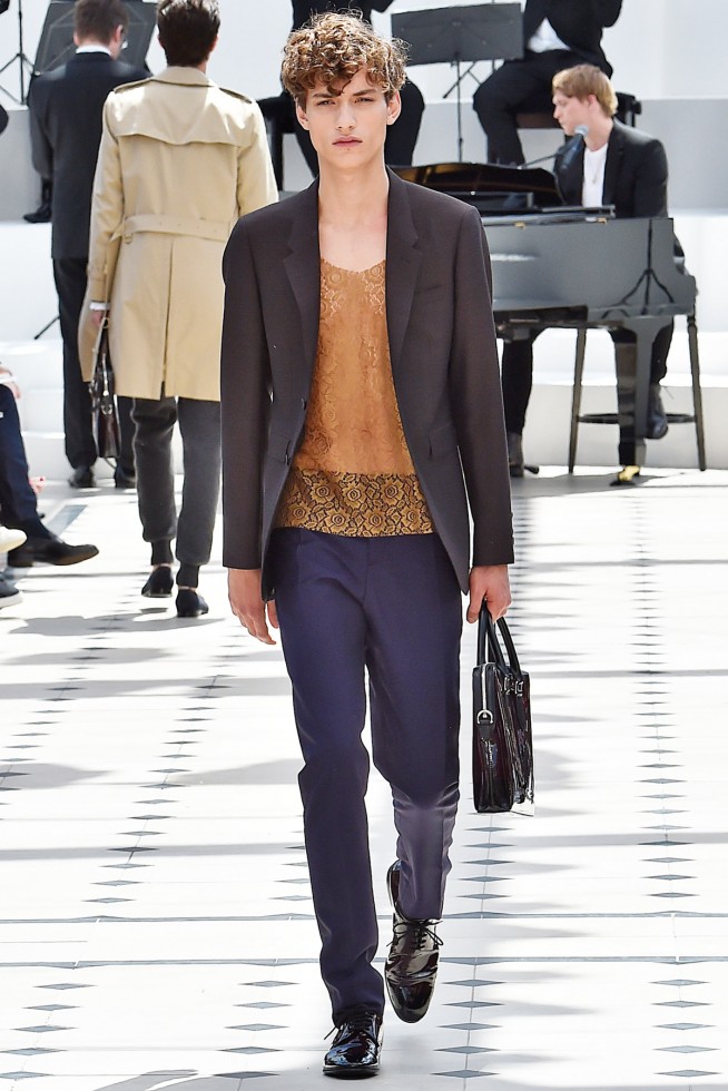 BurberryProrsum-verao2016-londonmen-6