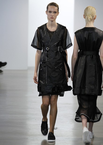 calvin-klein-collection-resort-2016-foto (13)