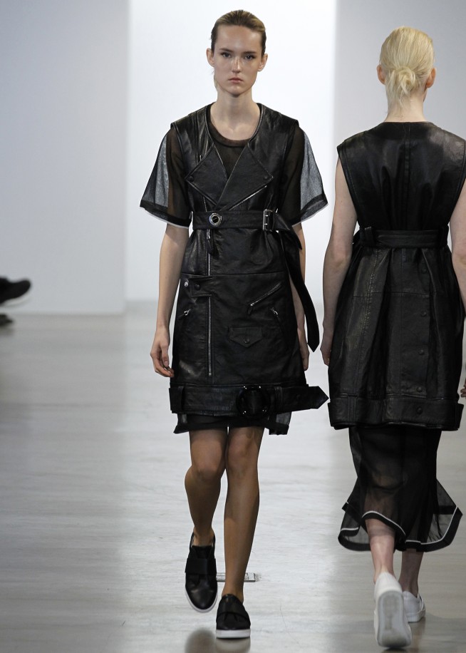 calvin-klein-collection-resort-2016-foto (13)
