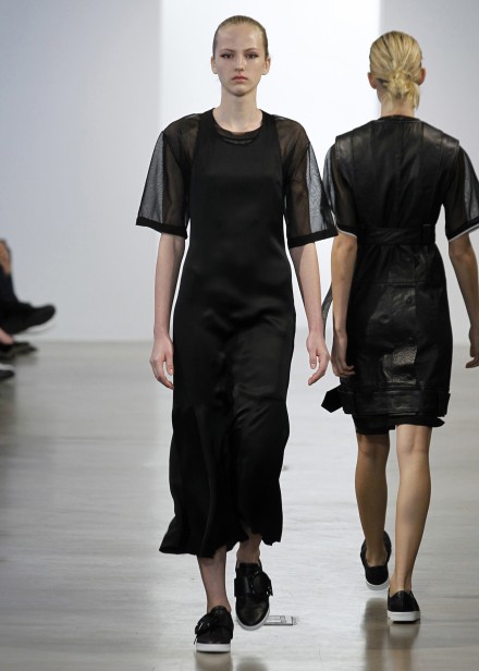 calvin-klein-collection-resort-2016-foto (14)