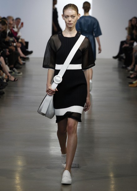 calvin-klein-collection-resort-2016-foto (17)