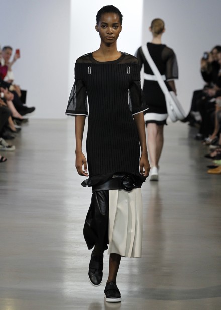 calvin-klein-collection-resort-2016-foto (18)