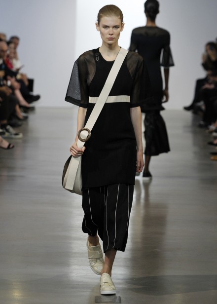 calvin-klein-collection-resort-2016-foto (19)