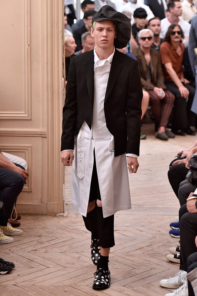 CommedesGarconsHommePlus-verao2016-ParisMen-13