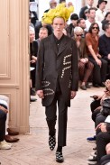 CommedesGarconsHommePlus-verao2016-ParisMen-27