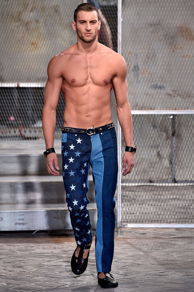 Givenchy-verao2016-ParisMen-28
