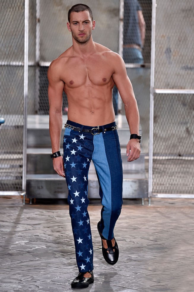 Givenchy-verao2016-ParisMen-30