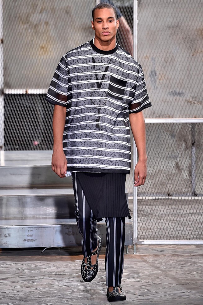 Givenchy-verao2016-ParisMen-41
