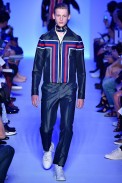 Louis Vuitton-verao2016-ParisMen-13