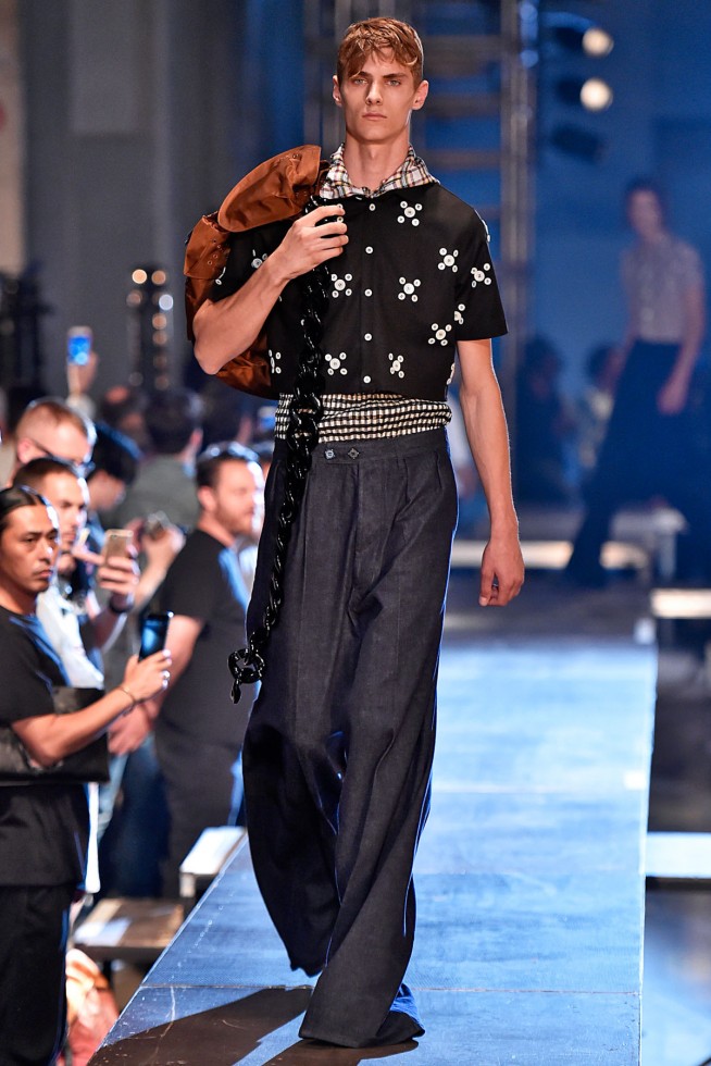 Raf Simons-verao2016-ParisMen-10