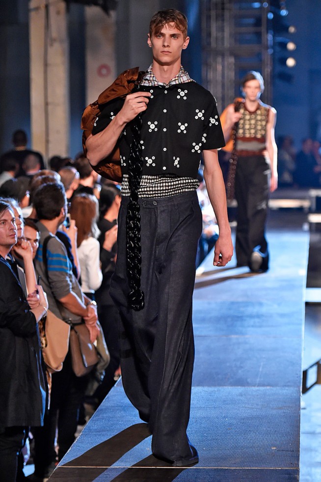 Raf Simons-verao2016-ParisMen-30