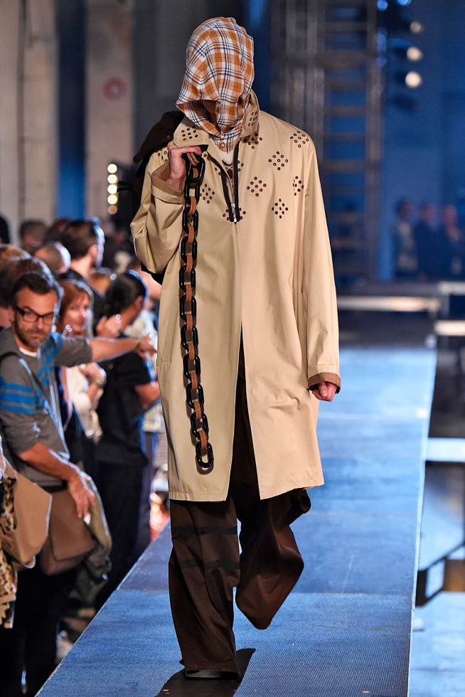 Raf Simons-verao2016-ParisMen-38