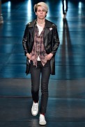 Saint Laurent-verao2016-ParisMen-42
