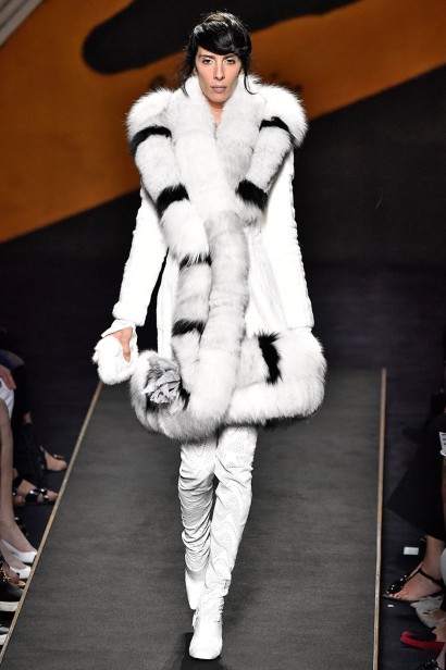 Fendi-AltaCostura-Inverno2016-Paris-15