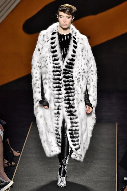 Fendi-AltaCostura-Inverno2016-Paris-18