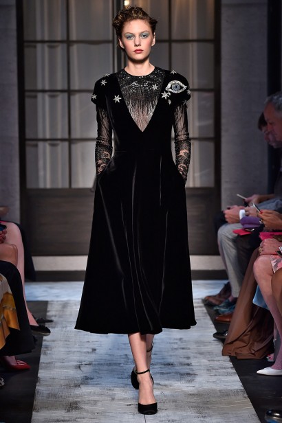 Schiaparelli-Inverno2016-Paris-AltaCostura-2