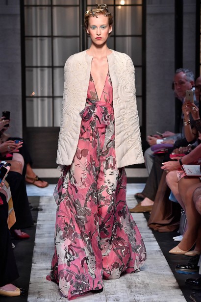 Schiaparelli-Inverno2016-Paris-AltaCostura-31