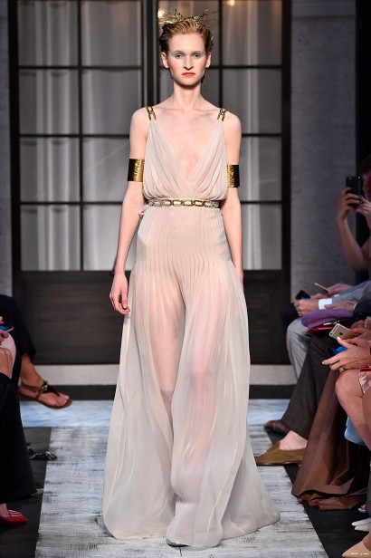 Schiaparelli-Inverno2016-Paris-AltaCostura-33