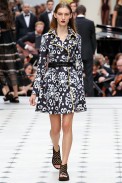 BurberryProrsum-Verao_RTW16_London-28