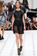BurberryProrsum-Verao_RTW16_London-29