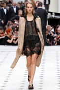 BurberryProrsum-Verao_RTW16_London-4