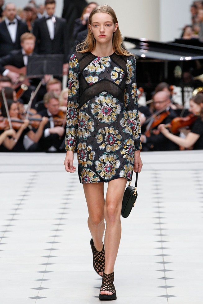 BurberryProrsum-Verao_RTW16_London-48