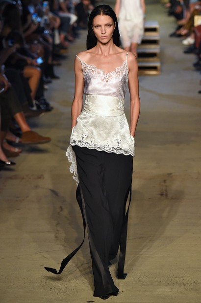 Givenchy_Verao_RTW16_NY-1