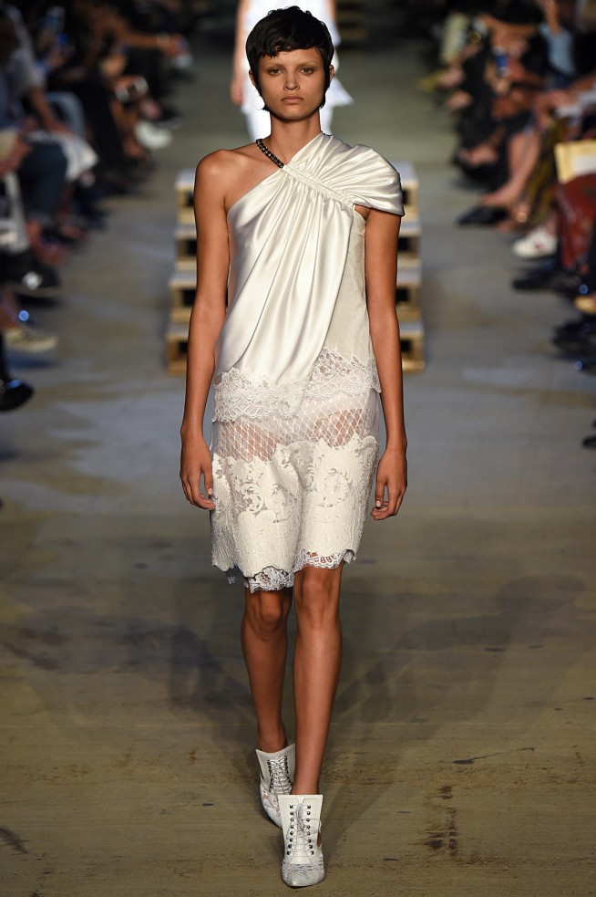 Givenchy_Verao_RTW16_NY-15